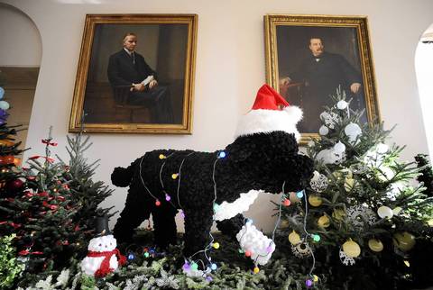 A replica of the first family dog, Bo, is displayed as part of the White House holiday decorations.