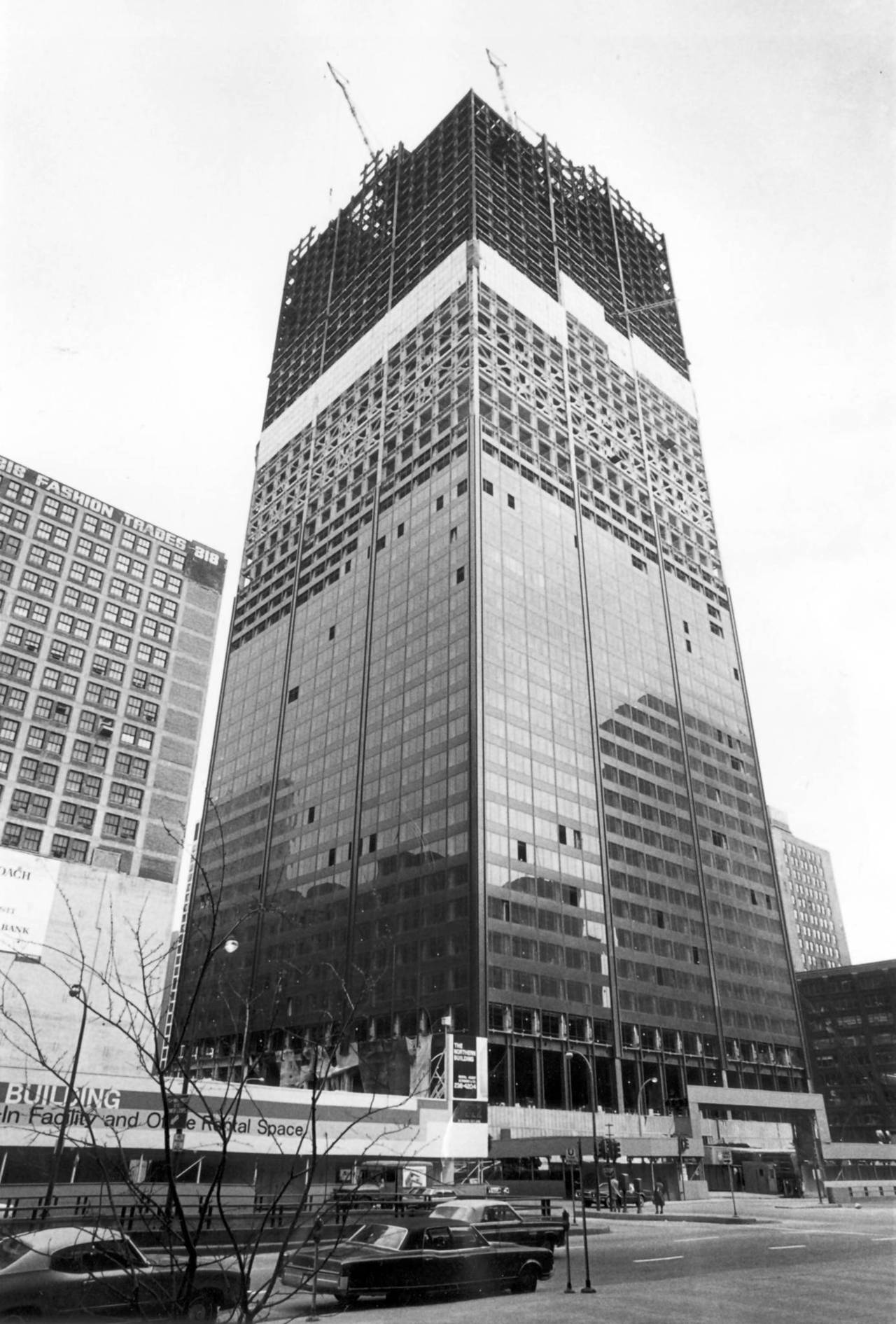 Amazing Historical Photo of Sears Tower in 1972 