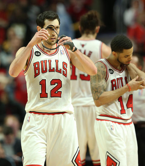 Photos: Bulls vs. Wizards in Rio -- Chicago Tribune