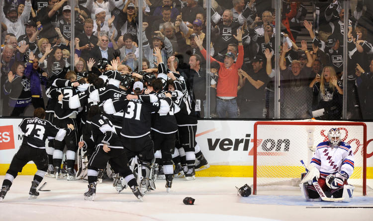 LOS ANGELES KINGS - 2014 STANLEY CUP CHAMPIONS 750