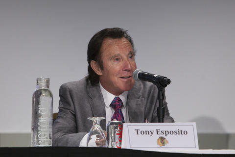 Sportsnet on X: Chicago Blackhawks legend Tony Esposito has passed away at  the age of 78 from pancreatic cancer. ❤️🙏  / X