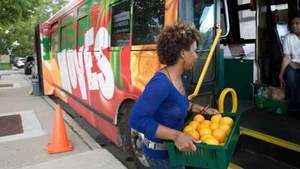 Archives: Fresh produce to roll through South Side food deserts