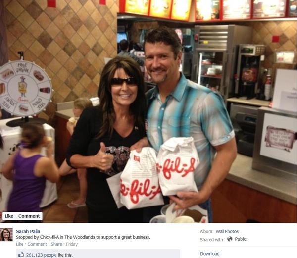 Palin stokes Chick-fil-A debate with visit