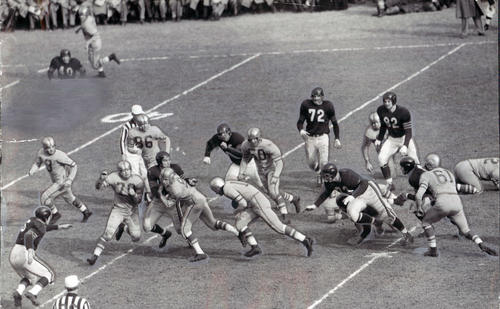 This is What Chicago Bears Looked Like  in 1952 