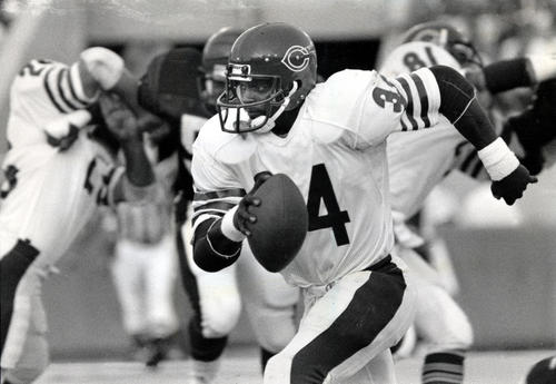 Fascinating Historical Picture of Walter Payton in 1975 