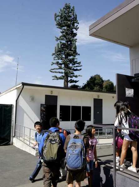 San Marino parents raise radiation worries | Center for Electrosmog ...