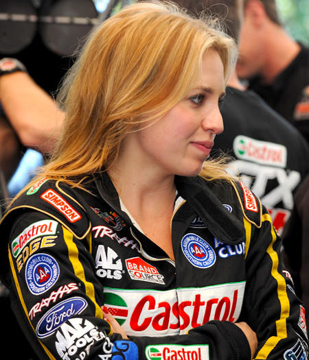 Drag Racer Brittany Force Has 293 Mph Run After First Day Stumble Latimes