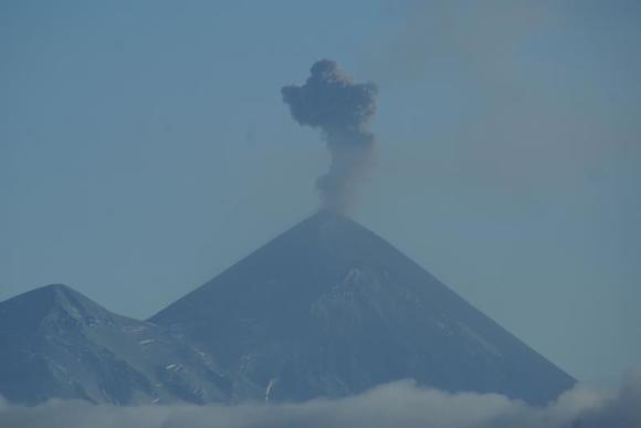 Pavlof Volcano Eruption Affecting Aleutian Islands Flights