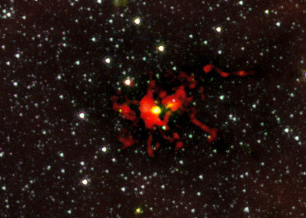 L'embryon d'une étoile géante observé par le radiotélescope ALMA au Chili 600