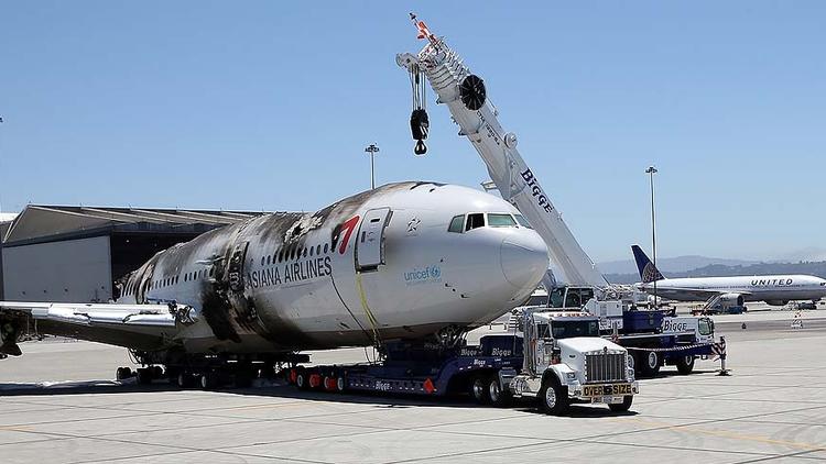 [Internacional] Investigadores propõem mudanças em avião depois de acidente da Asiana Airlines 16x9