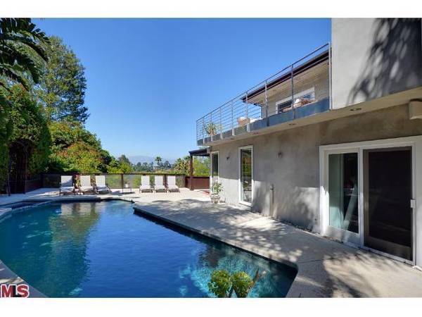 Actress Tricia Helfer sells Hollywood Hills West home