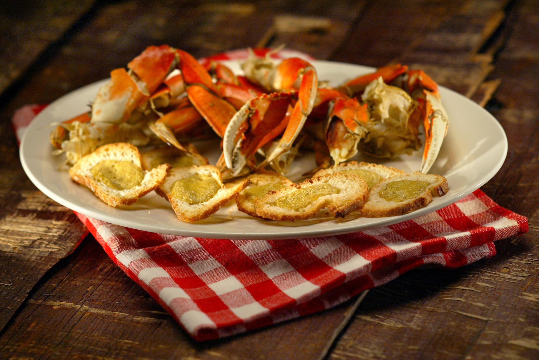 Recipe: Cold cracked Dungeness crab with crab toasts - California Cookbook