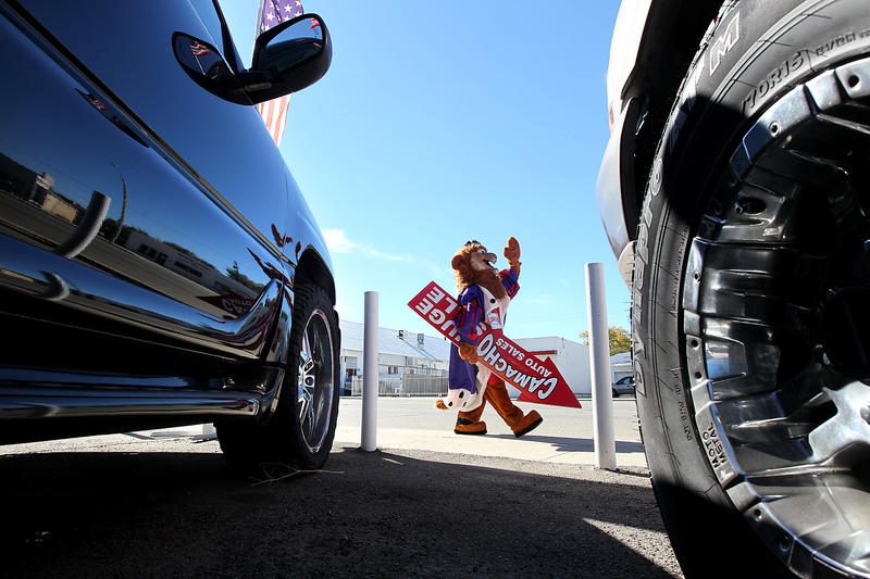 Wheels of fortune: A vicious cycle in the used car business - Los Angeles Times