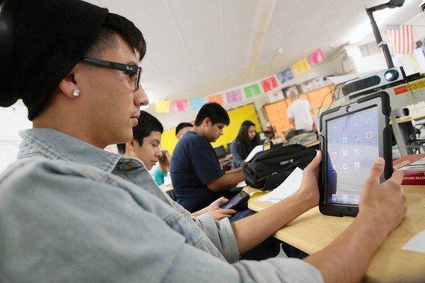 More problems surface with L.A. Unified's iPad program