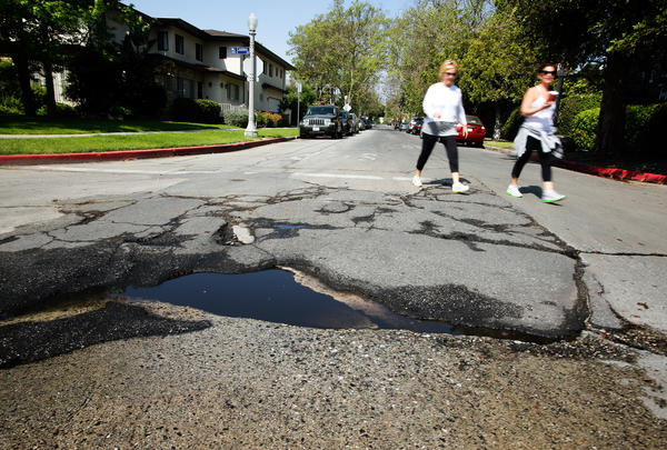 Road conditions in L.A. region judged worst in country - LA Times