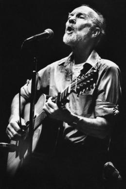 Shown in 1984, Pete Seeger performs in a one-man benefit concert at a community theater in Berkeley.
