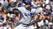 Hyun-Jin Ryu stays perfect on the road in Dodgers' 2-1 victory