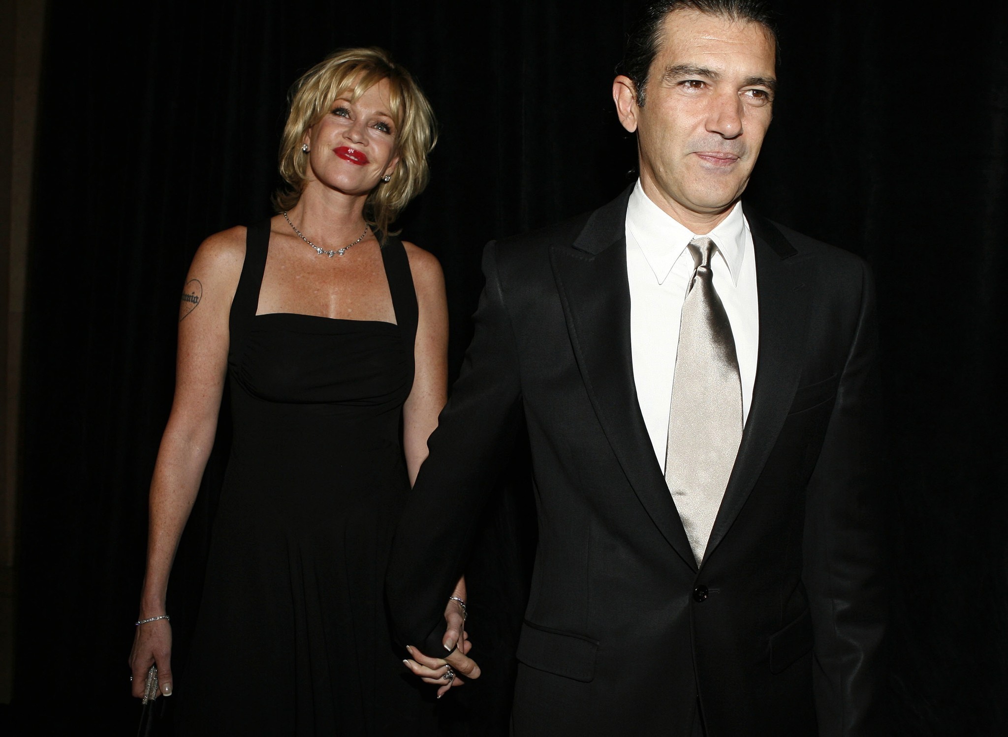 Melanie Griffith divorcing Antonio Banderas after 18-year marriage - LA Times2048 x 1499