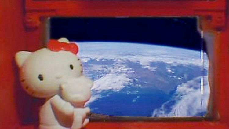 Hello Kitty in space