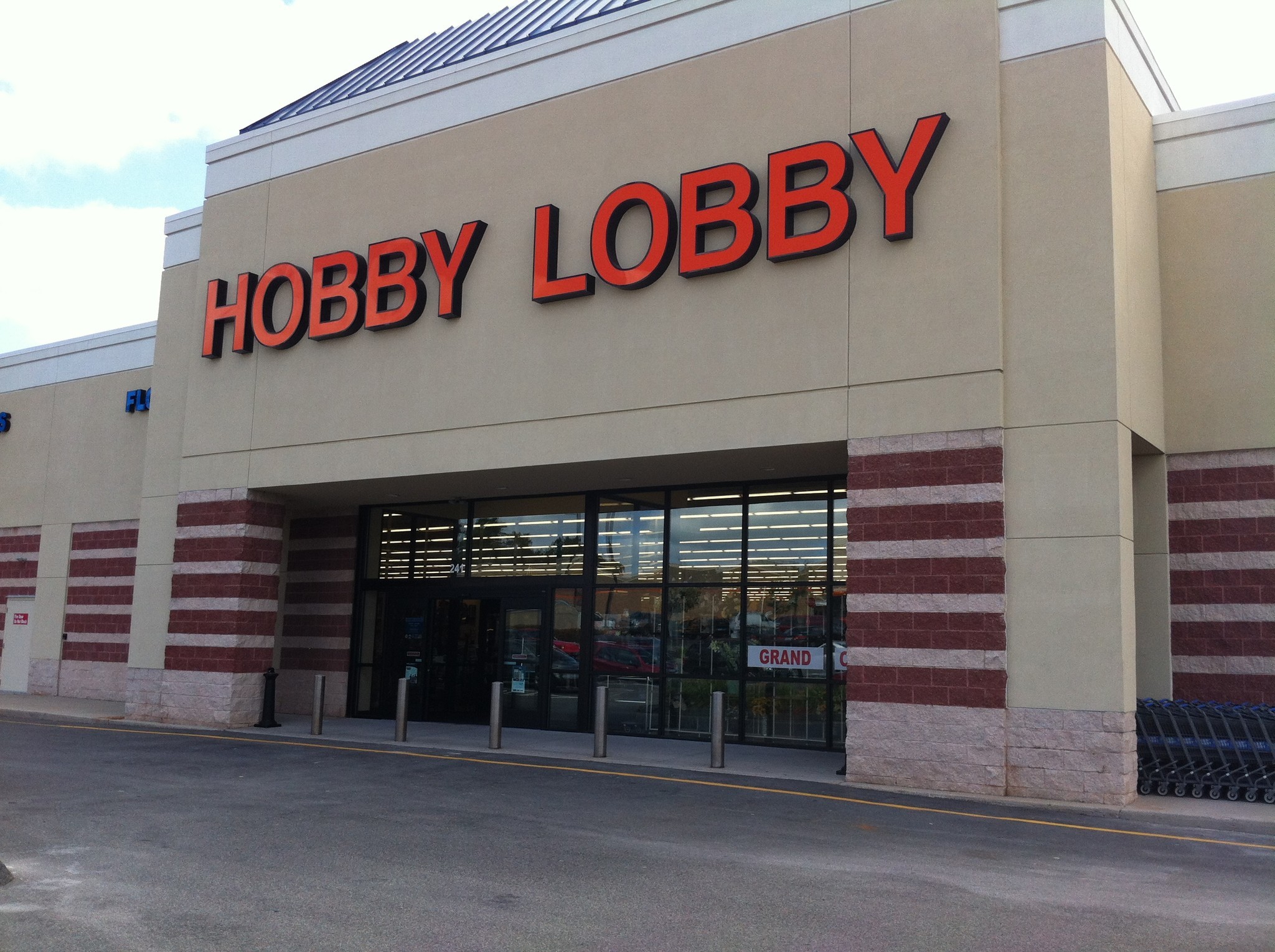hobby-lobby-opens-in-manchester-hartford-courant