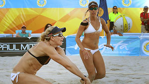 Related: Kerri Walsh Jennings, April Ross go for AVP beach volleyball sweep