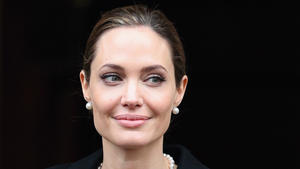 'Angelina effect': When Jolie talked about her breasts, women listened