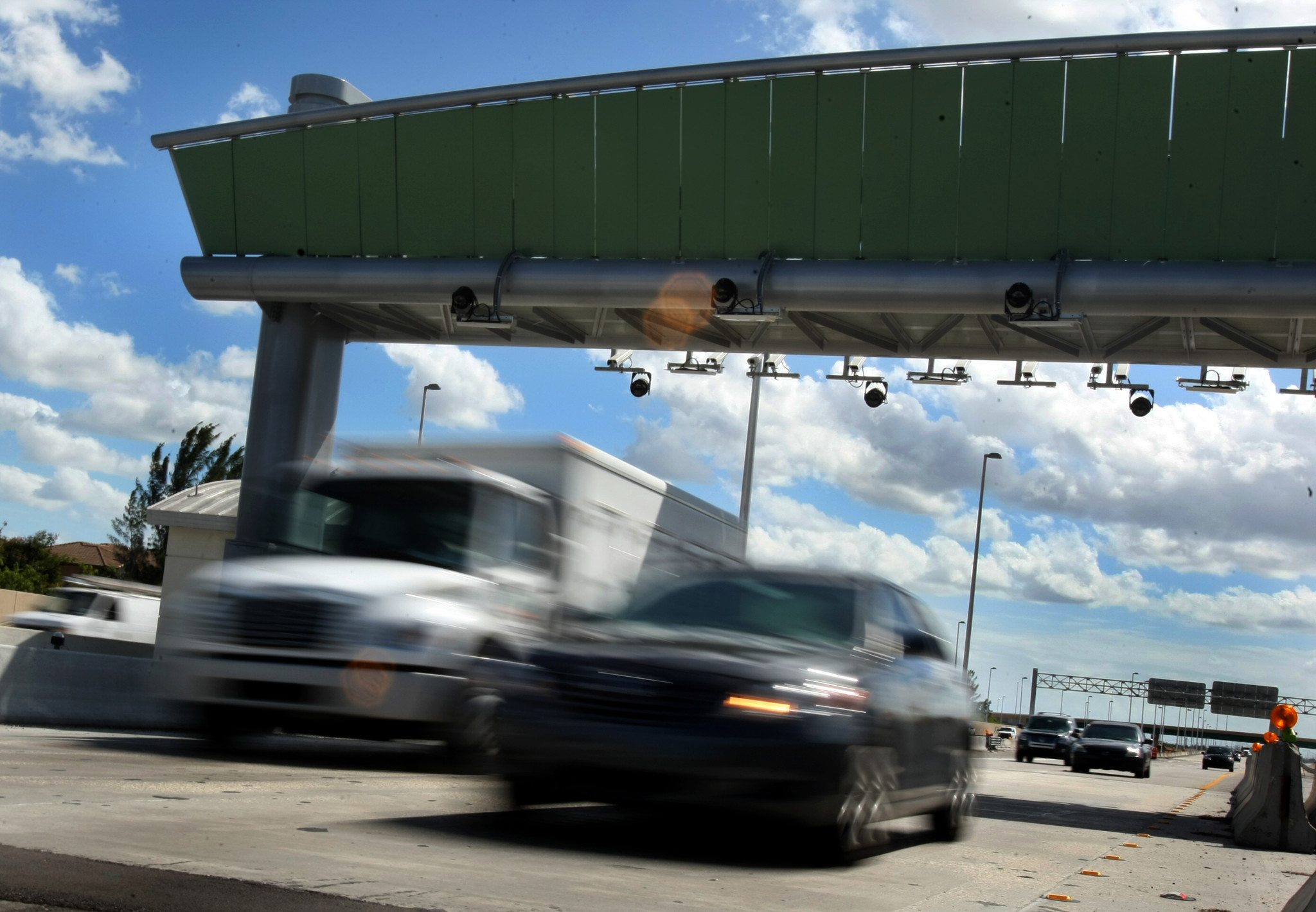 What are some ways to contact SunPass?