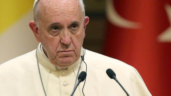 Pope Francis, in Turkey, appeals for dialogue to counter extremists