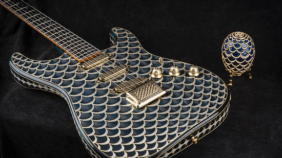 Fender Pine Cone Stratocaster