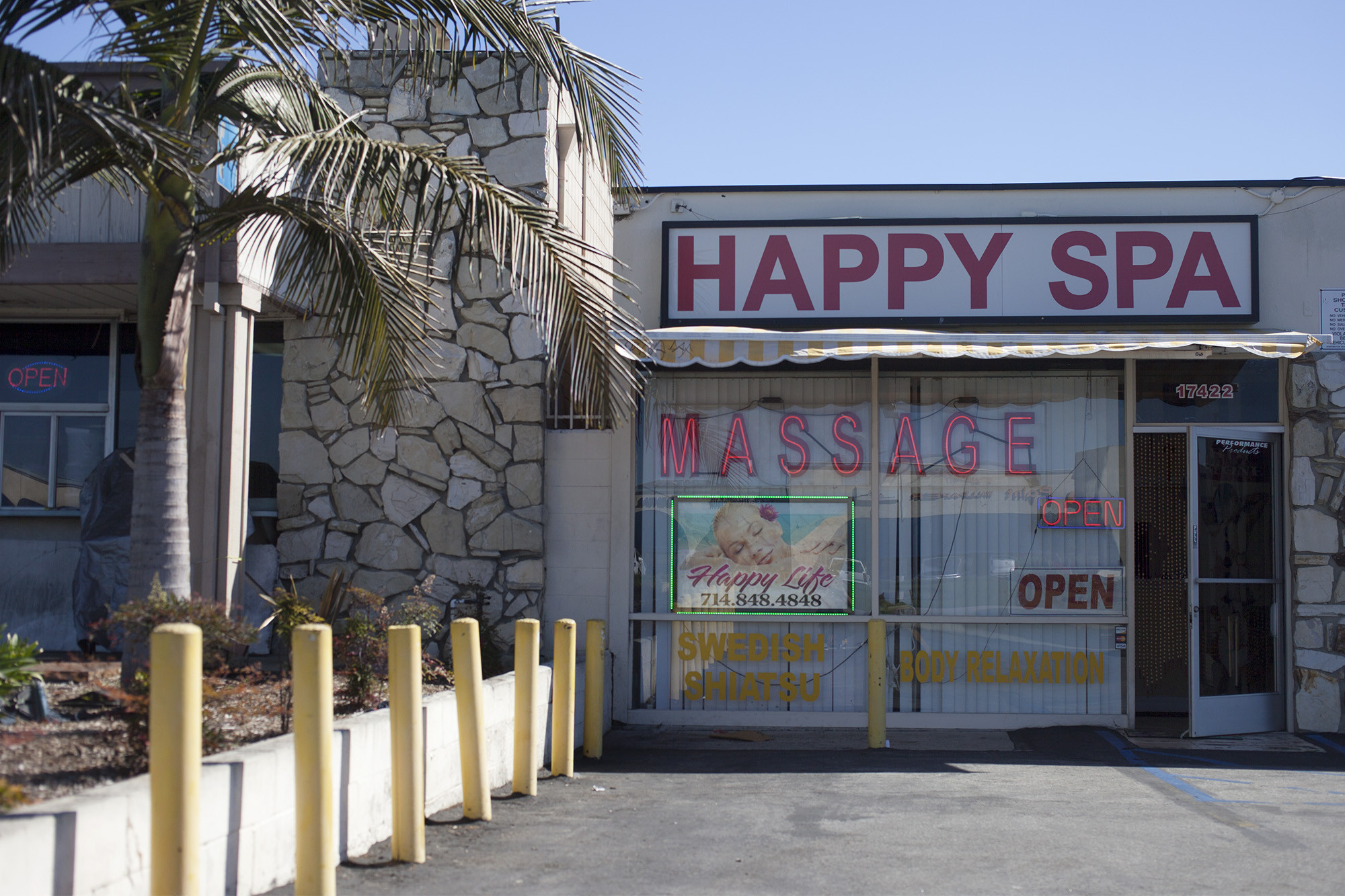 Huntington Beach imposes moratorium on new massage parlors - LA Times