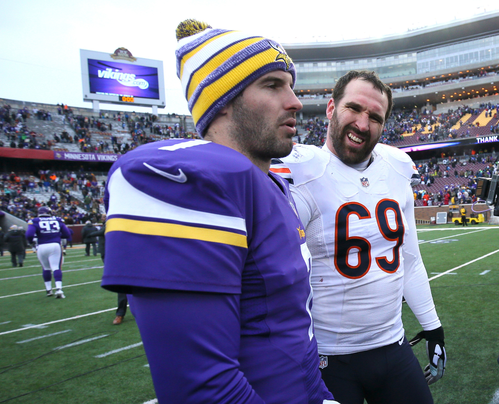 Chicago Bears' Jared Allen does the real estate shuffle - LA Times2048 x 1658