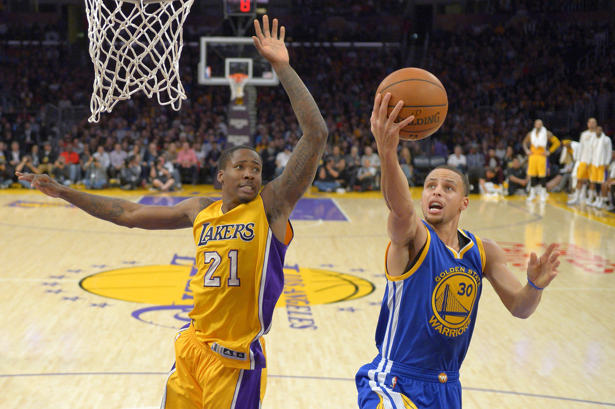Warriors hold off the Lakers, 108-105 - LA Times2048 x 1362
