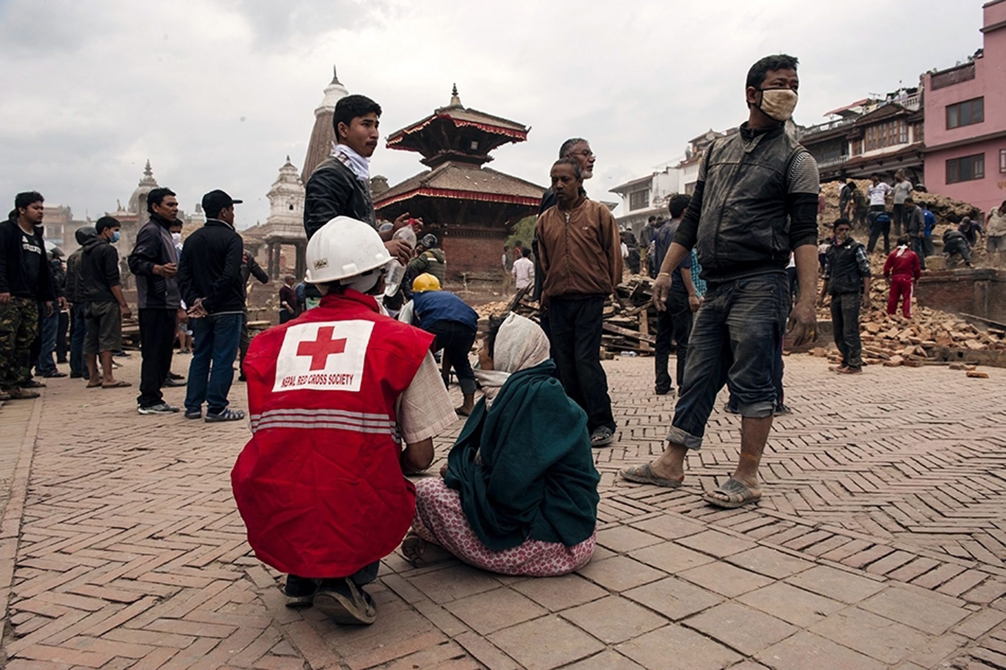 Aid agencies launch global relief effort for Nepal earthquake - LA.