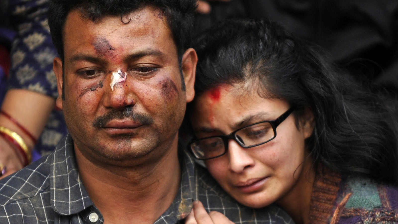 Nepal earthquake death toll tops 3,700 - LA Times