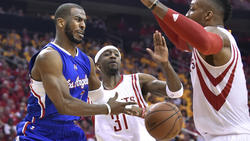 No rest for Chris Paul's weary hamstring with loss to Rockets