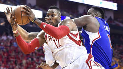 Rockets soar on offense against Clippers, stave off elimination