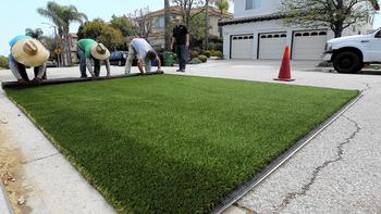 Southland water importer OKs $350-million boost in lawn-removal rebates