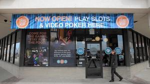 Video gambling cafe may open in Oswego