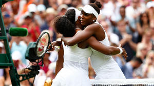 Serena Williams beats Venus, but little else is revealed at Wimbledon