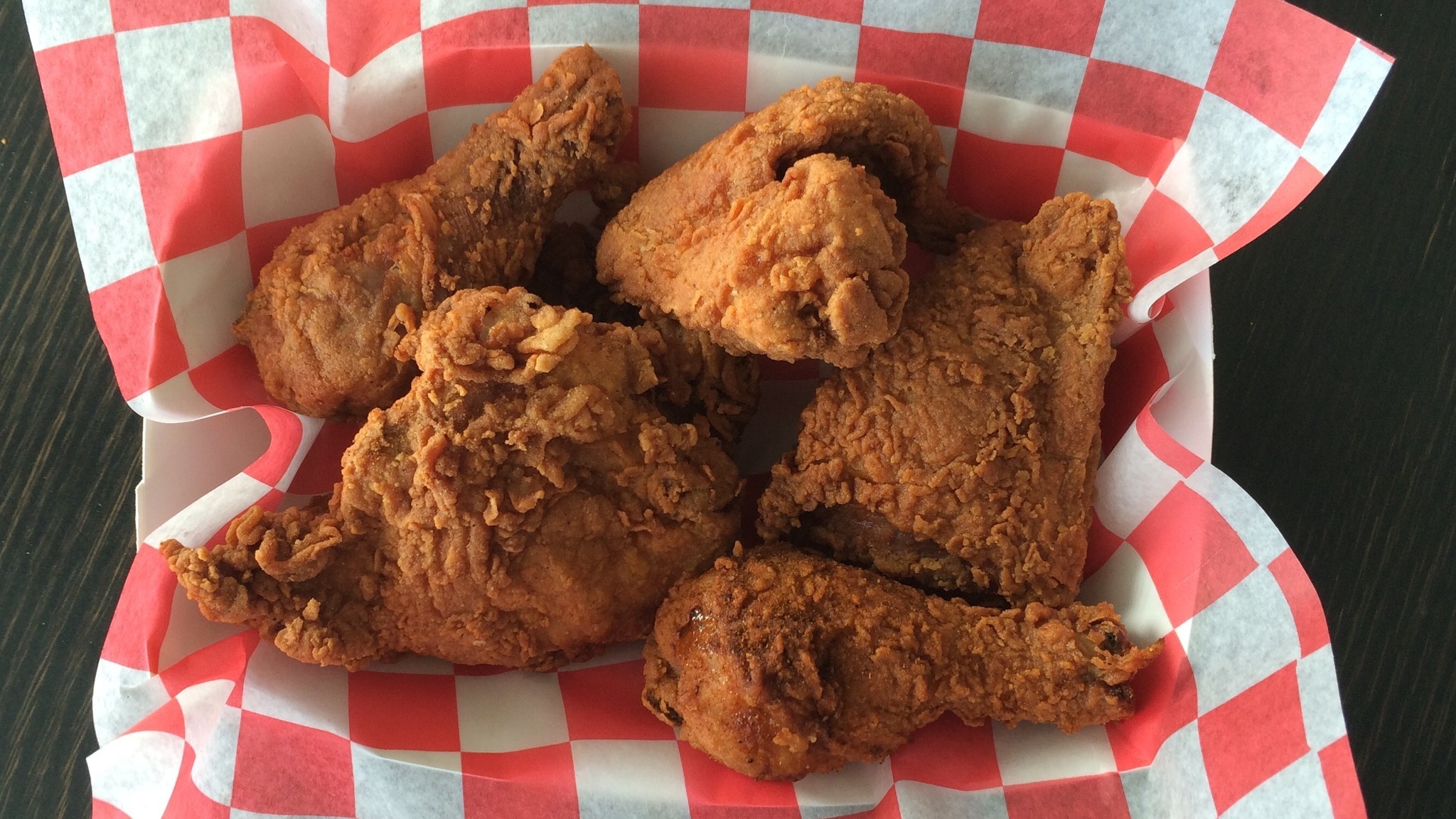 Cheap Eater: Chicago's best-kept fried chicken secret is at Navy