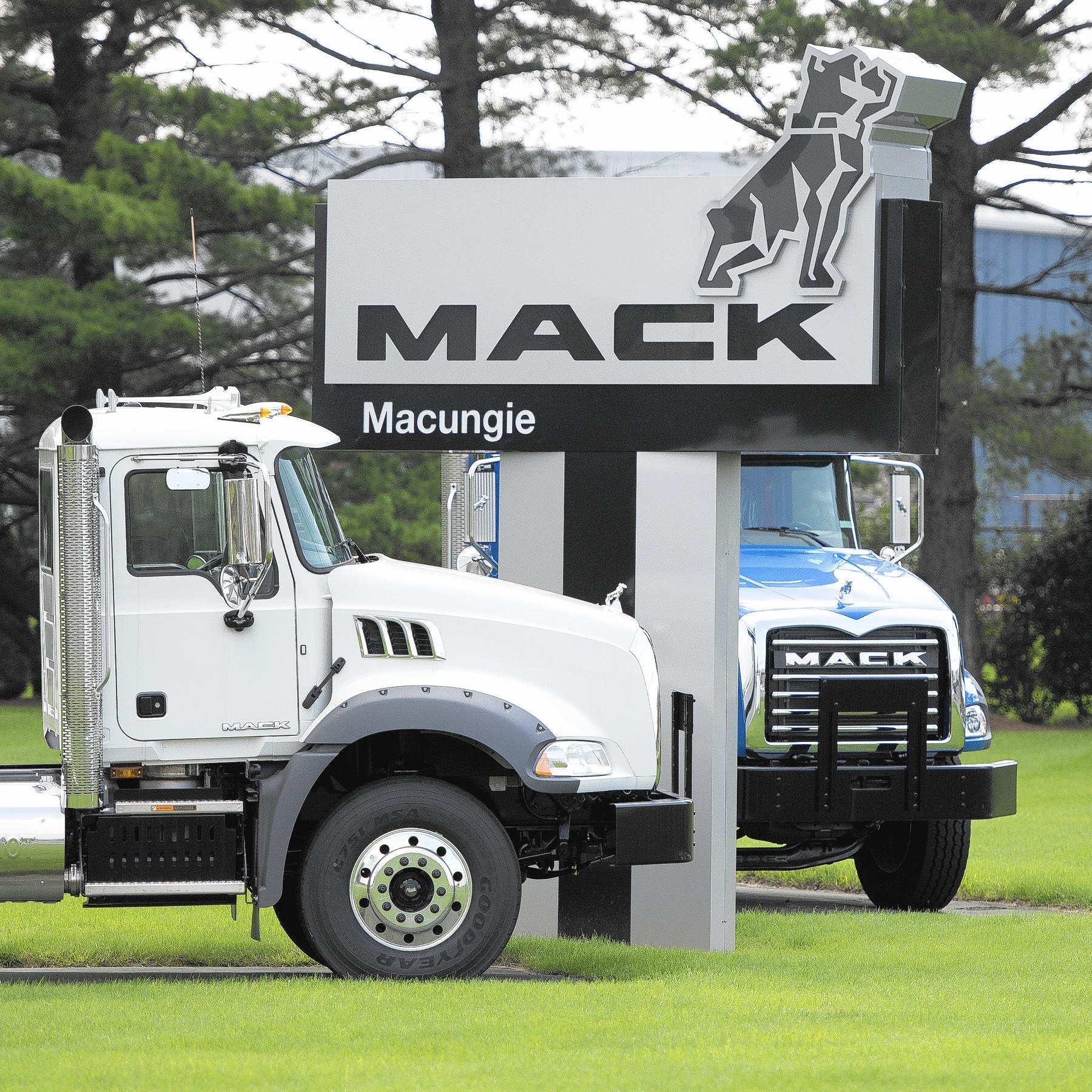 Union chief: Job cuts coming to Mack Trucks  Lehigh Valley Business Cycle