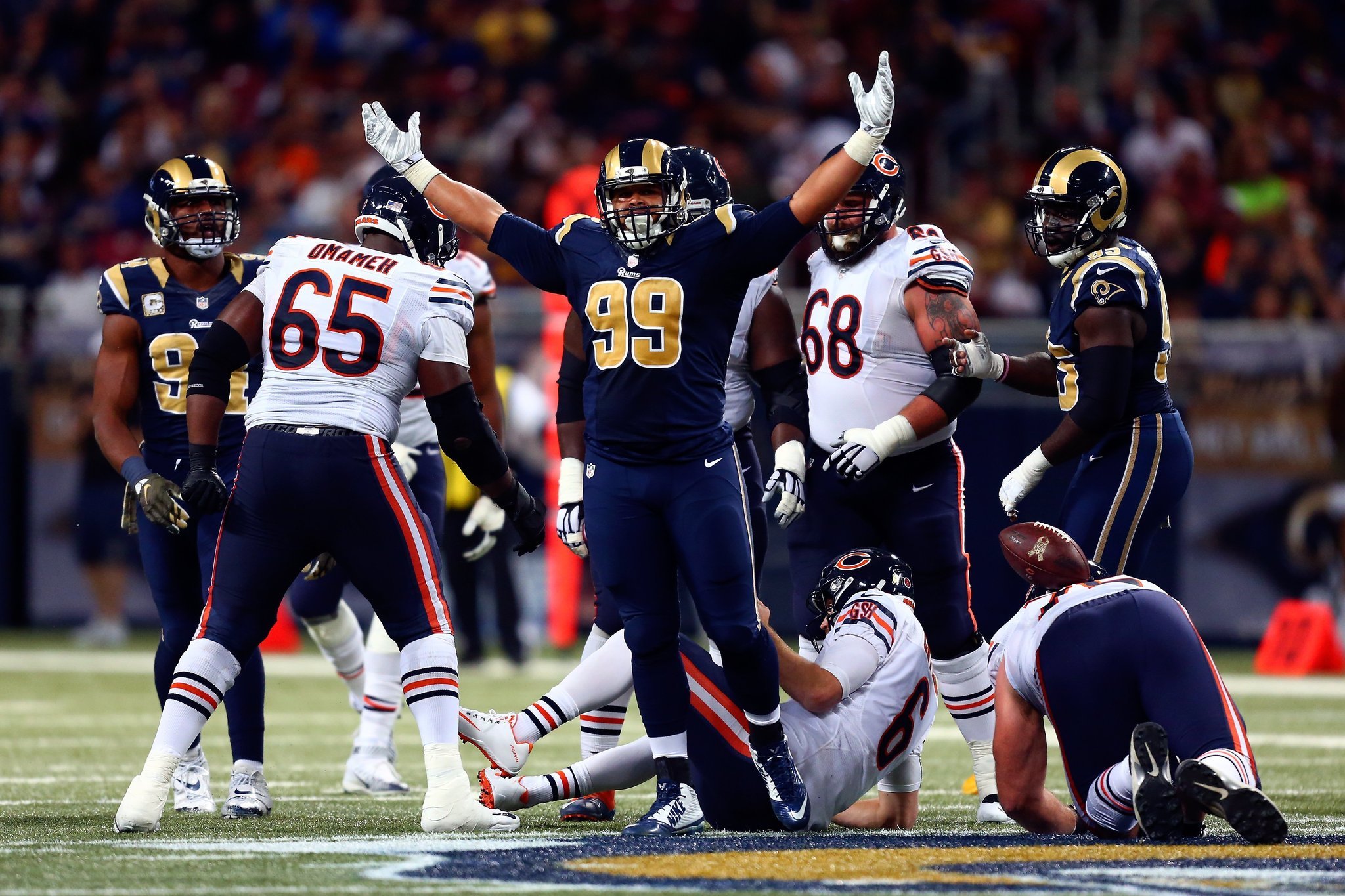 ct-would-aaron-donald-have-been-a-fit-with-this-3-4-defense-20151119