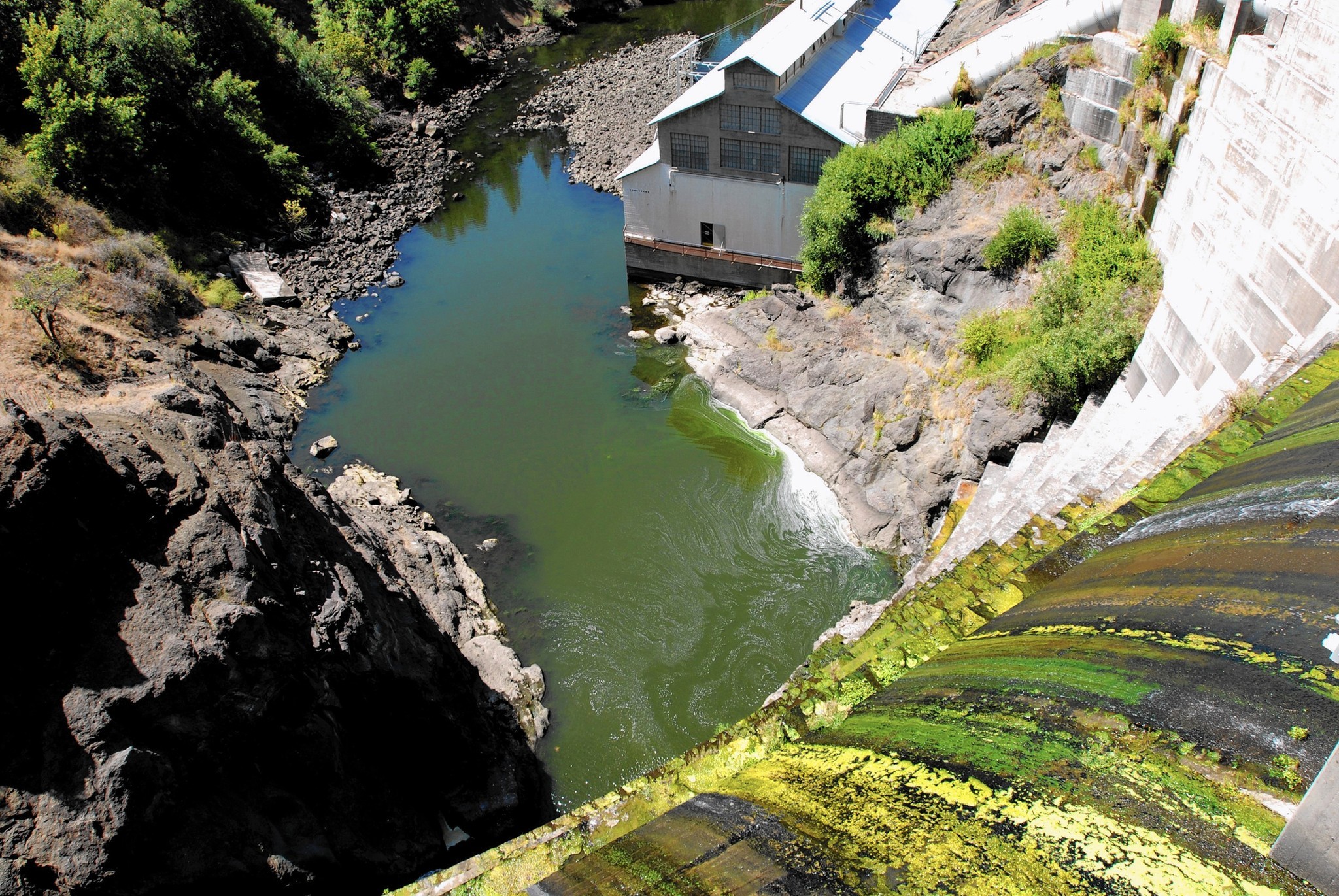 A deal to remove four Klamath River dams is in danger of ...