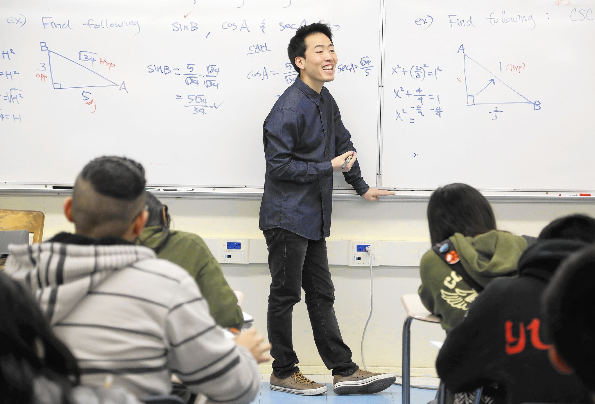 How a Lincoln High teacher gets all his students to pass the AP Calculus exam