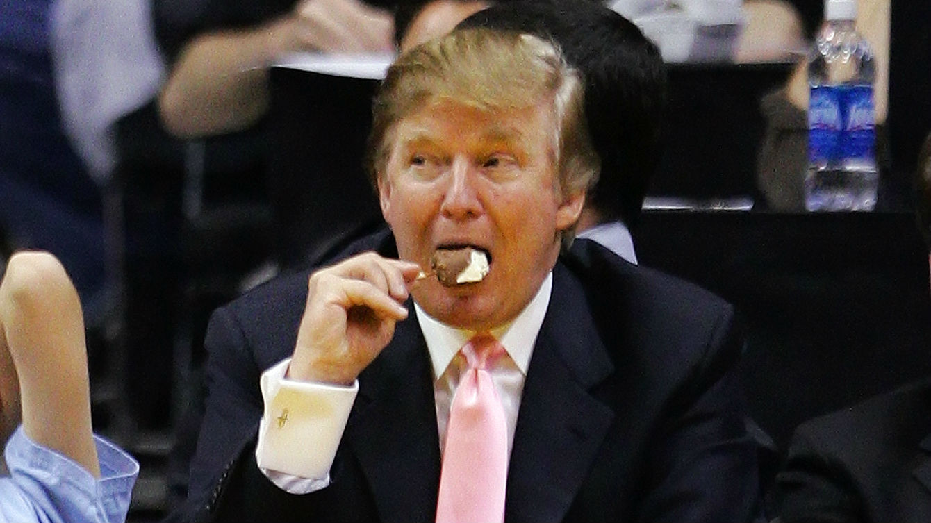 8 Photos Of Trump Stuffing His Face That Will Have You In Hysterics