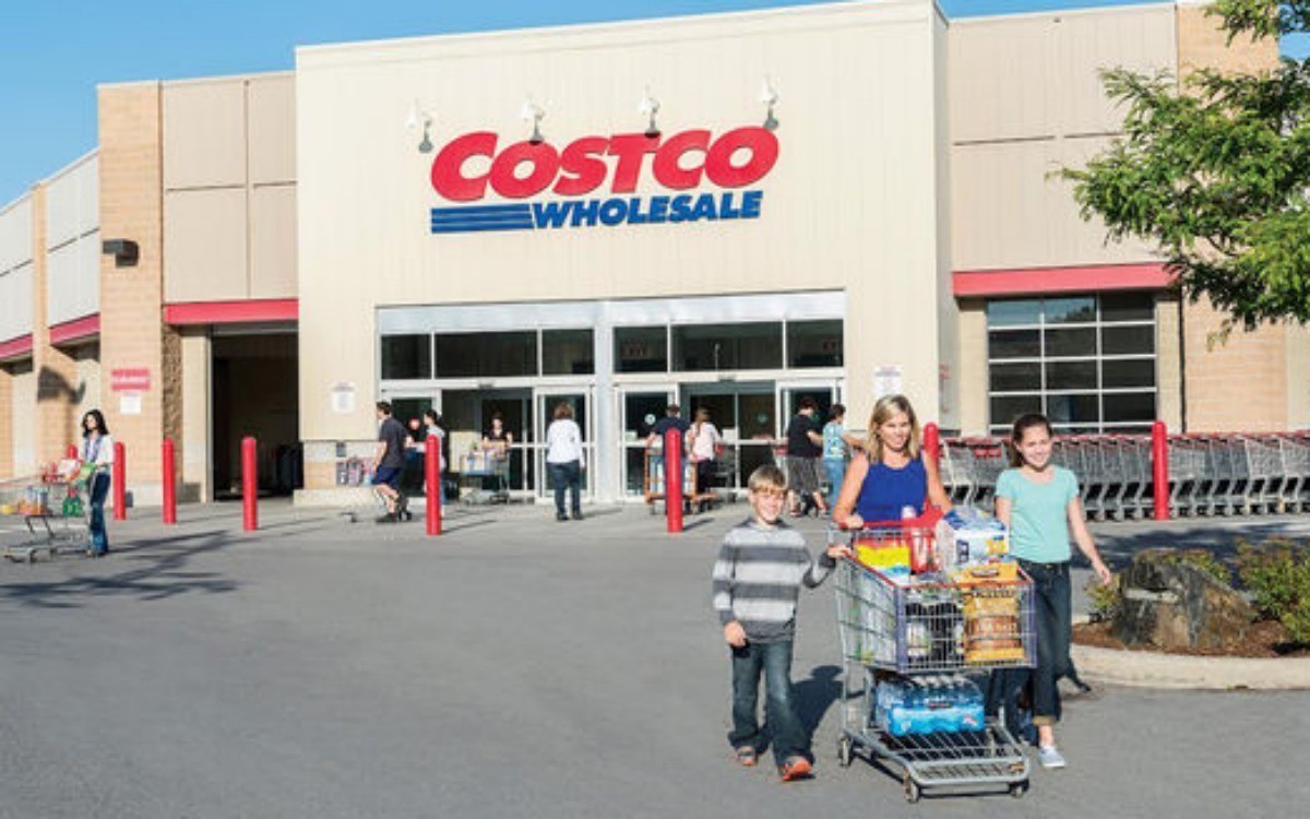 http://www.sun-sentinel.com/features/deals-shopping/sfl-new-costco-anywhere-visa-card-offers-thousands-in-cash-back-and-benefits-20160329-story.html
