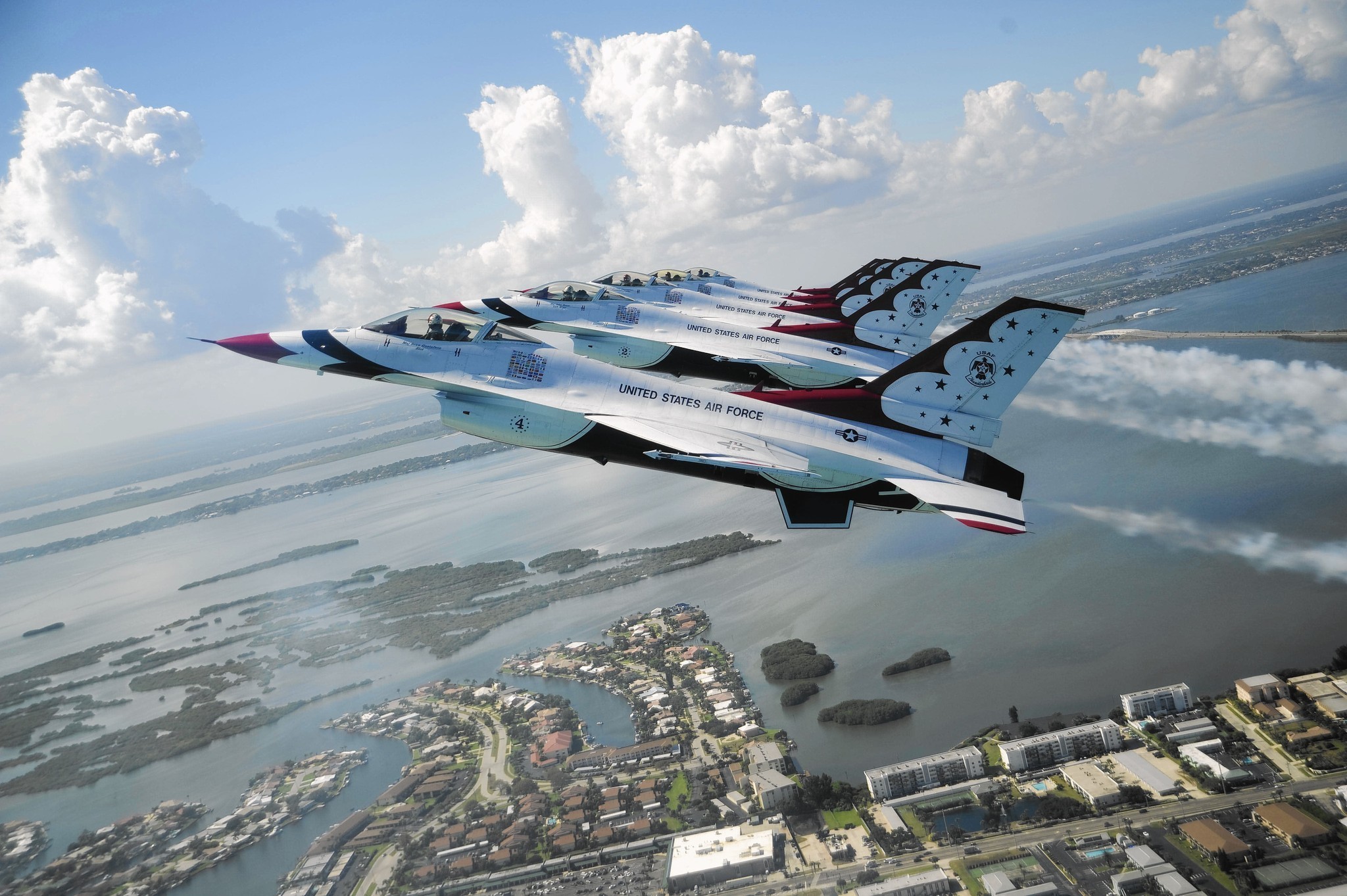 The Fort Lauderdale Air Show is back, and so are the Thunderbirds