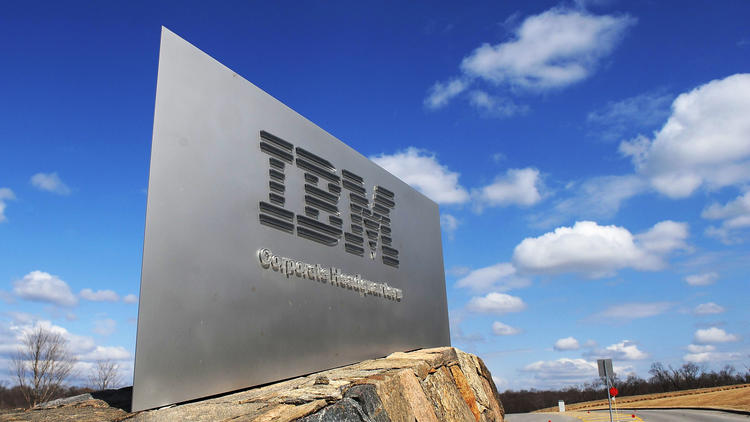 Groupon suing IBM