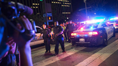 Snipers in Dallas kill 5 police officers, wound 7 others during protests