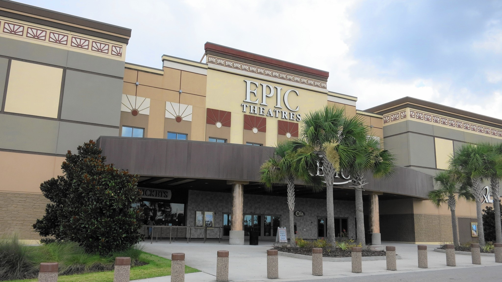 Central Florida-based Epic Theatres thrives with cushy seats, giant